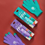 Garden A Warm Hug Festive Set με Ενυδατική κρέμα χεριών, 100ml & Δώρο ένα Ζευγάρι Μπλε Γάντια Αφής, 1 σετ - Image 4