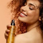 Garden Glow Golden Secret Body Mist Silver Gold Shimmer Αρωματικό Spray σώματος με χρυσαφένια λάμψη, 200ml - Image 4