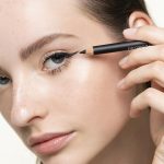 Korres Volcanic Minerals Professional Kohl Μολύβι Ματιών 01 Μαύρο 1.14g, 1 τεμάχιο - Image 3