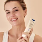Embryolisse Lait-Creme Concentre Πολυχρηστική Ενυδατική Κρέμα 6 σε 1, 30ml - Image 2